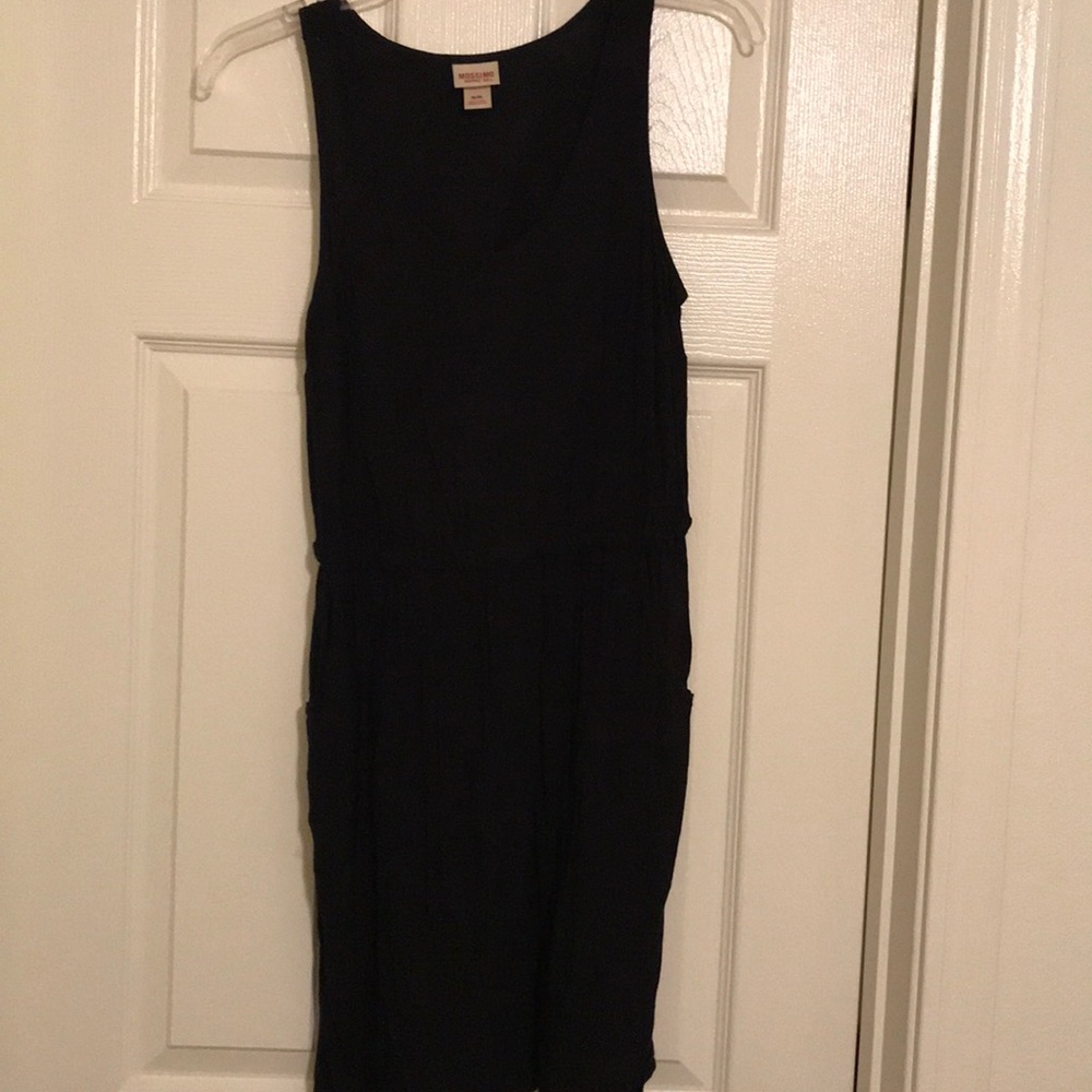 Black keyhole Mossimo Supply Co Dress
